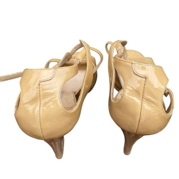 Jimmy Choo beige/nude patent leather wedge strappy sandals Size 8 (38.5) - Picture 8 of 9